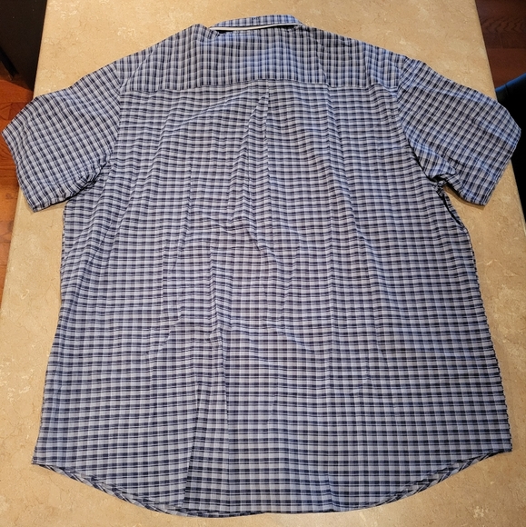 Van Heusen Button Down Shirt - Picture 4 of 4